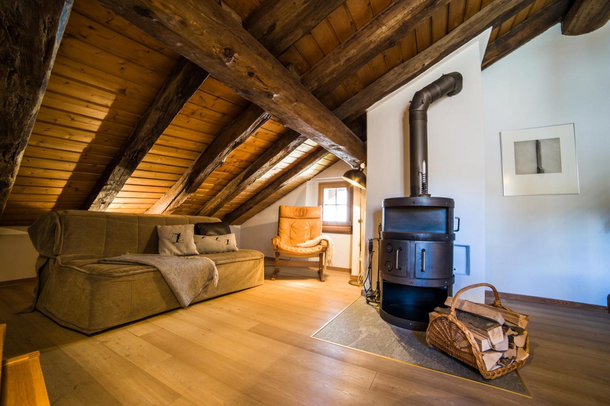 Ferienwohnung Chesa Michel Bever Zimmer foto