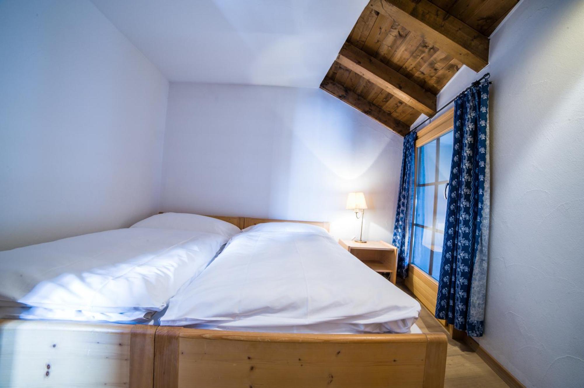 Ferienwohnung Chesa Michel Bever Exterior foto