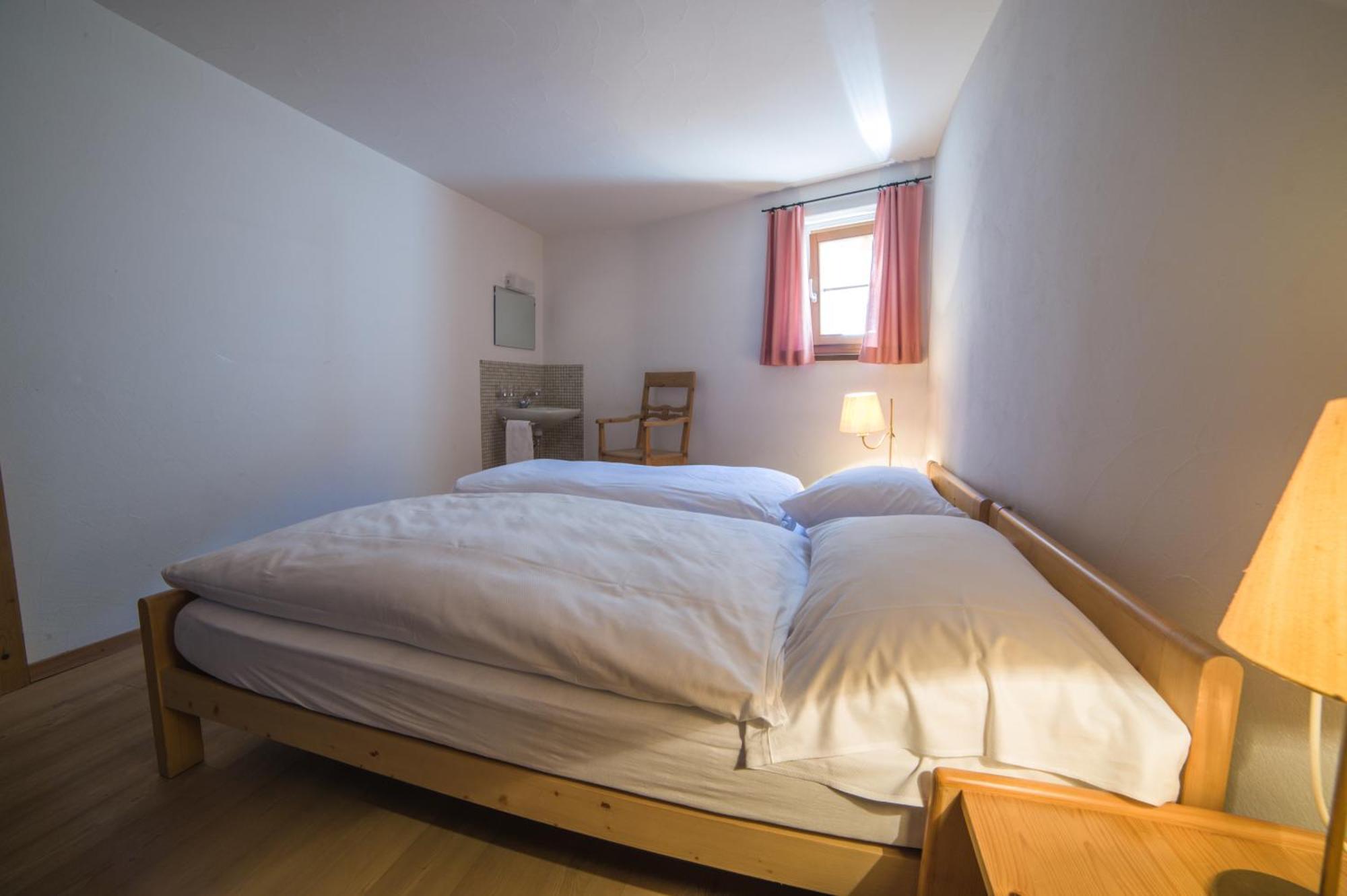 Ferienwohnung Chesa Michel Bever Exterior foto