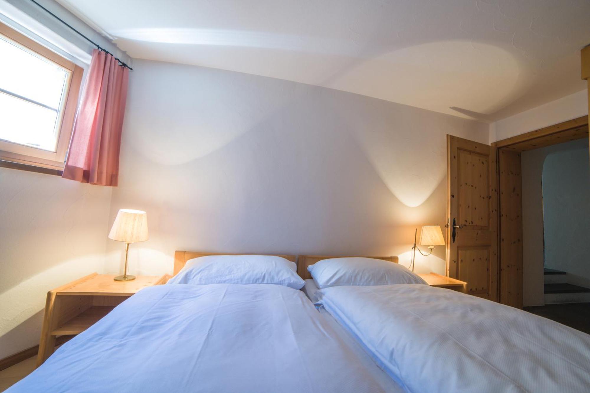 Ferienwohnung Chesa Michel Bever Exterior foto